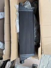 Intercooler frontale maggiorat usato Intercooler frontale maggiorat usato  Pray