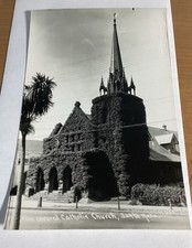 Igreja Católica Romana coberta de videira RPPC, Santa Rosa, CA comprar usado  Enviando para Brazil
