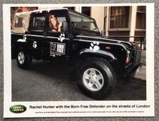 Usado, Fotografia de imprensa colorida LAND ROVER DEFENDER Rachel Hunter 2002 comprar usado  Enviando para Brazil