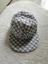 Cappello uomo bianco usato  Avella