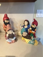 Vintage Branca de Neve com 4 Anões Disney Cerâmica Jardim Gramado Conjunto.  década de 1950 comprar usado  Enviando para Brazil