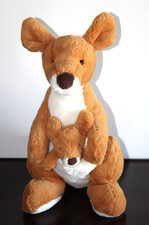 Usado, Autêntica bolsa de bebê de pelúcia Jellycat Kylie canguru + Joey animal HTF   comprar usado Usado, Autêntica bolsa de bebê de pelúcia Jellycat Kylie canguru + Joey animal HTF   comprar usado  Enviando para Brazil