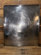 Assadeira plana vintage de aço inoxidável 16 1/2" x 14 1/4" com 3 bordas elevadas comprar usado Assadeira plana vintage de aço inoxidável 16 1/2" x 14 1/4" com 3 bordas elevadas comprar usado  Enviando para Brazil