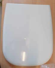 Sedile con coperchio usato Sedile con coperchio usato  Remanzacco