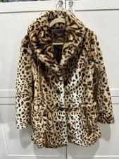 Guess delvey faux for sale  Windsor