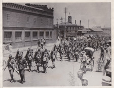 Foto de imprensa 1937 civis chineses observam soldados japoneses chegarem a Tientsin comprar usado  Enviando para Brazil