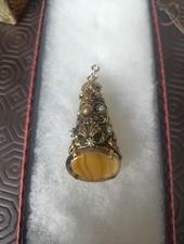 9ct gold pendant for sale  KING'S LYNN