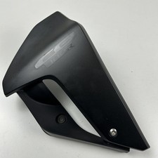 Carenagem de para-lama lateral direita Honda CB300R 2023 64471-K0A-E100 comprar usado  Enviando para Brazil