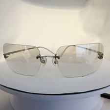 Chanel women gray d'occasion  Expédié en Belgium