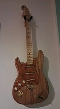 stratocaster body usato stratocaster body usato Cadelbosco di Sopra