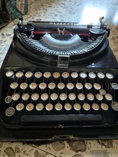 Macchina scrivere olivetti usato  Catania