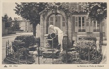 Cpa pau femme d'occasion  Mormant