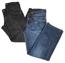Pairs lee jeans for sale  Harbor City