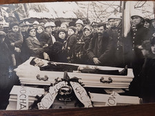 Photo autour cercueil d'occasion  Vailly-sur-Aisne