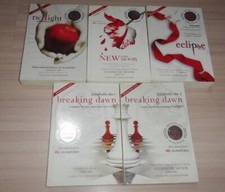 Twilight Saga Thai Cullen Crest 5 Book Stephenie Meyer New Moon Eclipse Breaking comprar usado Twilight Saga Thai Cullen Crest 5 Book Stephenie Meyer New Moon Eclipse Breaking comprar usado  Enviando para Brazil