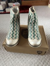 Feud rare boots for sale  SWANSEA
