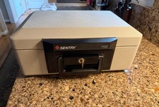 Sentry 1100 portable for sale  Pasadena