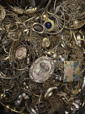 Lote de 5 joyas vintage Estate Now SIN chatarra TONO PLATA Y ORO segunda mano  Embacar hacia Mexico