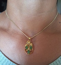 Collier chaîne pendentif d'occasion  Rioz