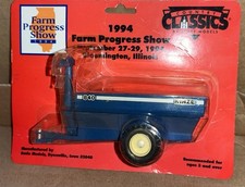Carrinho de grãos Scale Models Kinze 840 1994 Farm Progress Show 1/64 comprar usado  Enviando para Brazil