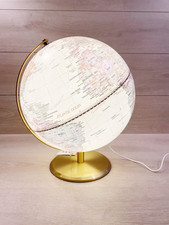 Mappamondo con luce usato Mappamondo con luce usato  Zone