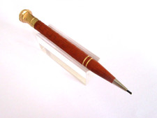 Rare charmant stylo d'occasion Rare charmant stylo d'occasion  Versailles