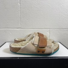 Sandálias Birkenstock Kyoto Teddy bege camurça slides slip on meninas 34 UE/3 EUA comprar usado Sandálias Birkenstock Kyoto Teddy bege camurça slides slip on meninas 34 UE/3 EUA comprar usado  Enviando para Brazil