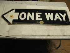 One way arrow for sale  Long Beach