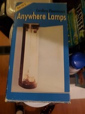Pacote com 2 mini lanternas de plástico pretas fluorescentes vintage - Testadas e funcionando comprar usado  Enviando para Brazil