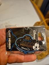 Pins collector disneyland d'occasion  Mortcerf