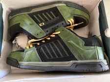 Sapatos Halo Halo 4 edição limitada GLOBE - Tamanho 11.5 comprar usado  Enviando para Brazil