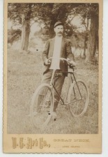 Cartão de armário homem com bicicleta arte dos EUA pescoço grande NY c1880 comprar usado  Enviando para Brazil