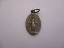 Ancienne medaille religieuse d'occasion  Prades