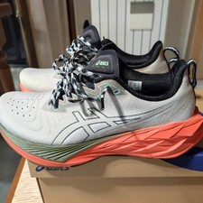Scarpe running uomo usato  Olgiate Comasco