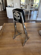 Chrome skull backrest d'occasion  Expédié en Belgium