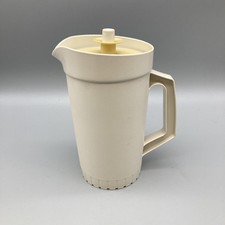 Tupperware lidded jug for sale Tupperware lidded jug for sale  POULTON-LE-FYLDE