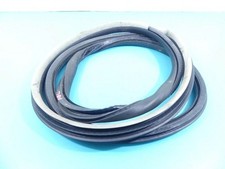 Renault Latitude (L70) 2012 Gumowa uszczelka drzwi wejściowych lewa na nadwoziu IMPRK1179919, używany na sprzedaż  PL