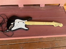 Guitarra XBox One Rock Band 822152 com alça, Harmonix Fender Stratocaster comprar usado  Enviando para Brazil