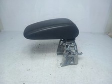Audi A3 S3 8V 16-20 USA Podłokietnik 8V0864283 Oryginalna część OE Używany na sprzedaż  PL