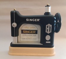 Singer sewing machine for sale  Hollywood