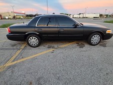2010 ford crown for sale  Greenfield