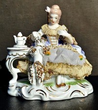 figurina porcellana usato  Gemonio