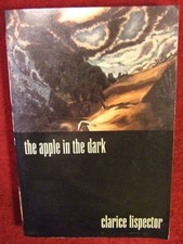 The Apple in the Dark, Clarice Lispector, Very Good Book comprar usado  Enviando para Brazil