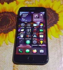 Iphone 2020 64gb usato  Scapoli