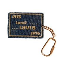 Portachiavi levis levi usato  Roma