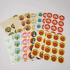 Lote de 14 folhas de adesivos vintage Trend Scratch N Sniff aniversário feriado comprar usado  Enviando para Brazil