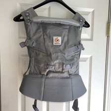 Ergobaby adapt retails for sale  San Pedro