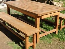 Table carrelée bancs d'occasion  La Souterraine