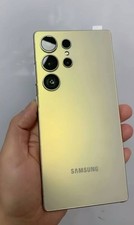 Samsung s25 ultra. usato  Milano