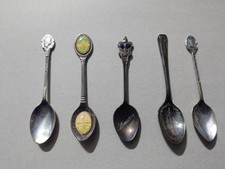 Souvenir spoon queen for sale  WOLVERHAMPTON